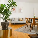 Nyhavn Apartments - Luxurious 3-4 Bedroom Apartments